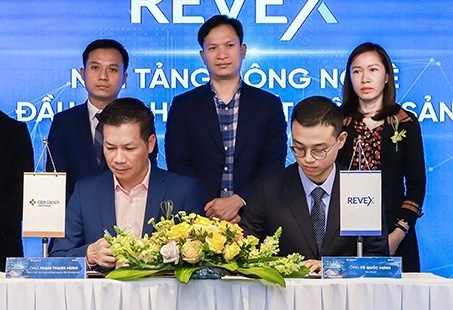 CenGroup dau tu 1 trieu USD vao nen tang cong nghe Revex hinh anh