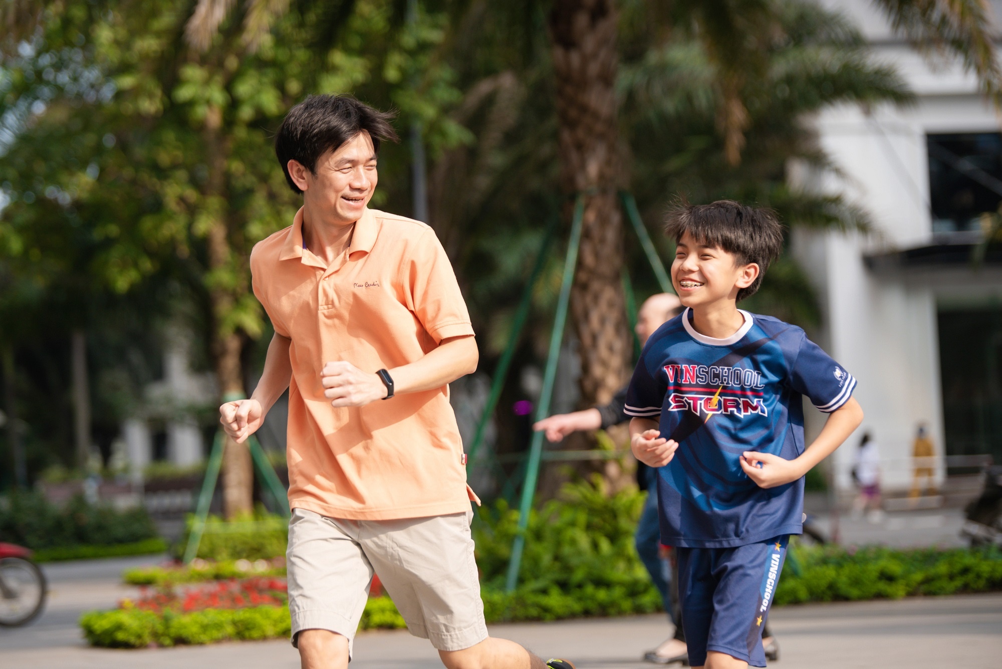 Vinschool keu goi phu huynh, hoc sinh tham du 'Thu thach chay 30 ngay' hinh anh