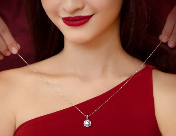 Mon qua giup phai dep toa sang ngay 8/3 hinh anh