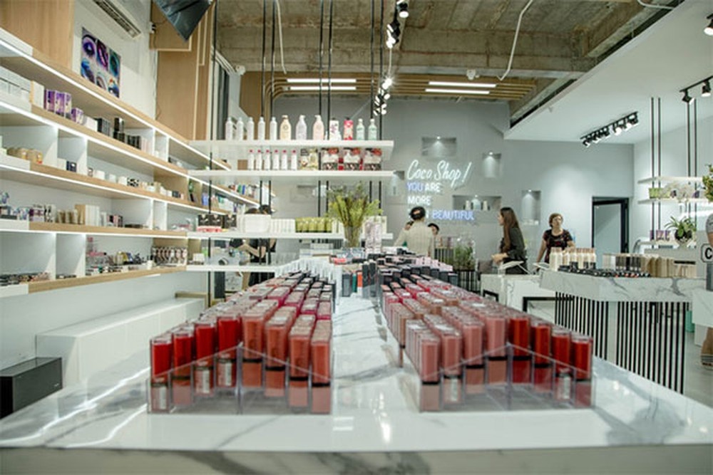Kham pha chuoi cua hang my pham Coco Shop tai Ha Noi hinh anh