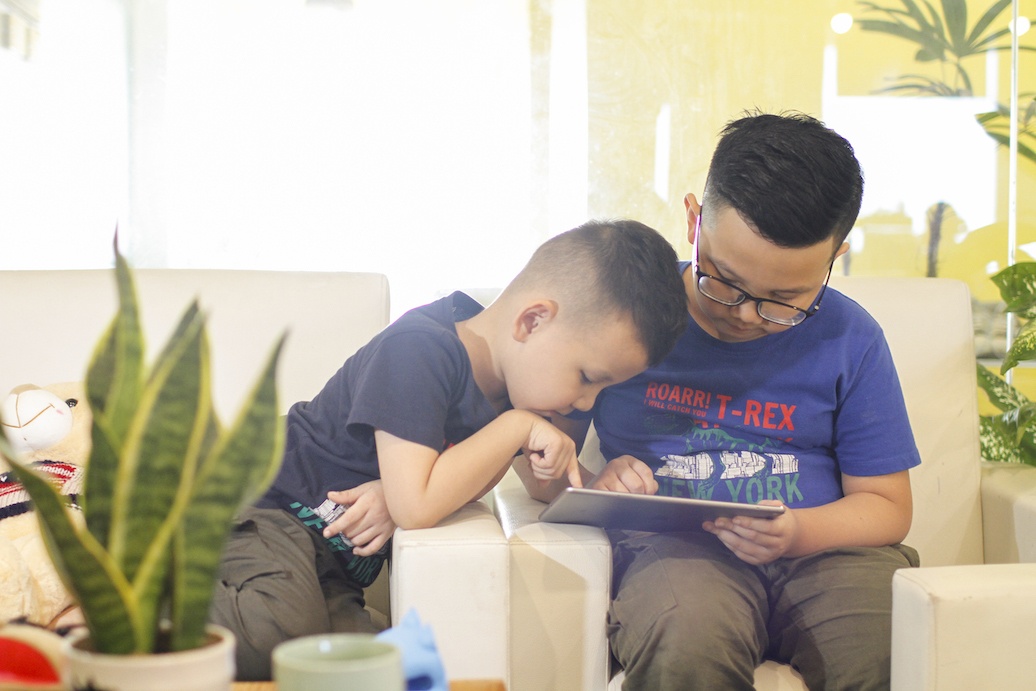 iSpeaking Viet Nam ra mat nen tang hoc tieng Anh tre em truc tuyen hinh anh