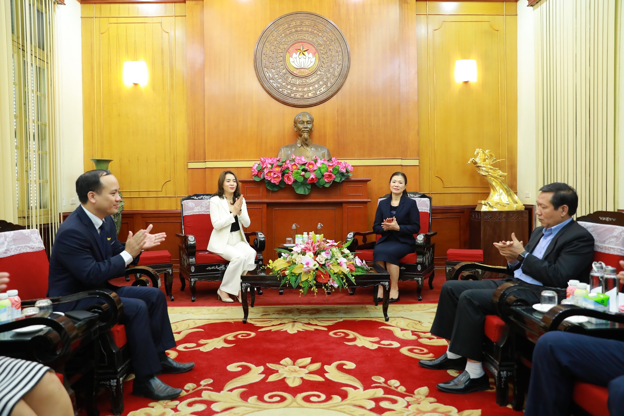 T.U Mat tran To quoc Viet Nam anh 2