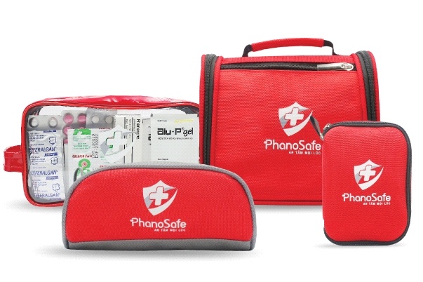 Ra mat bo tui y te Phanosafe phong tranh dich Covid-19 hinh anh