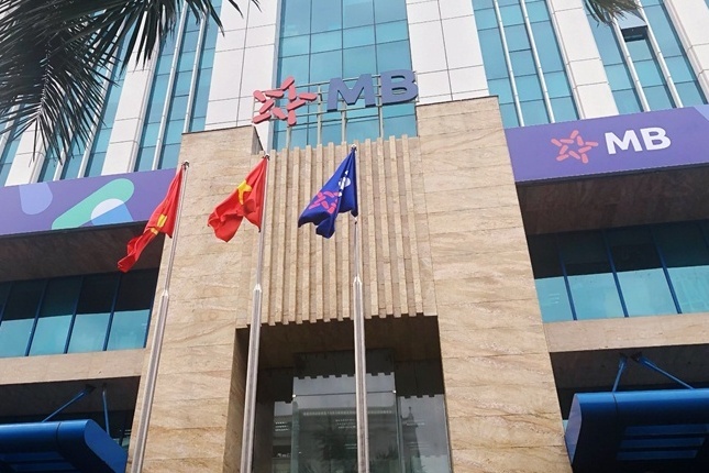 MB lui hop DHDCD de dam bao an toan mua dich hinh anh