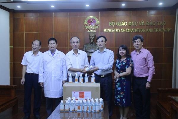 gel rua tay kho anh 3