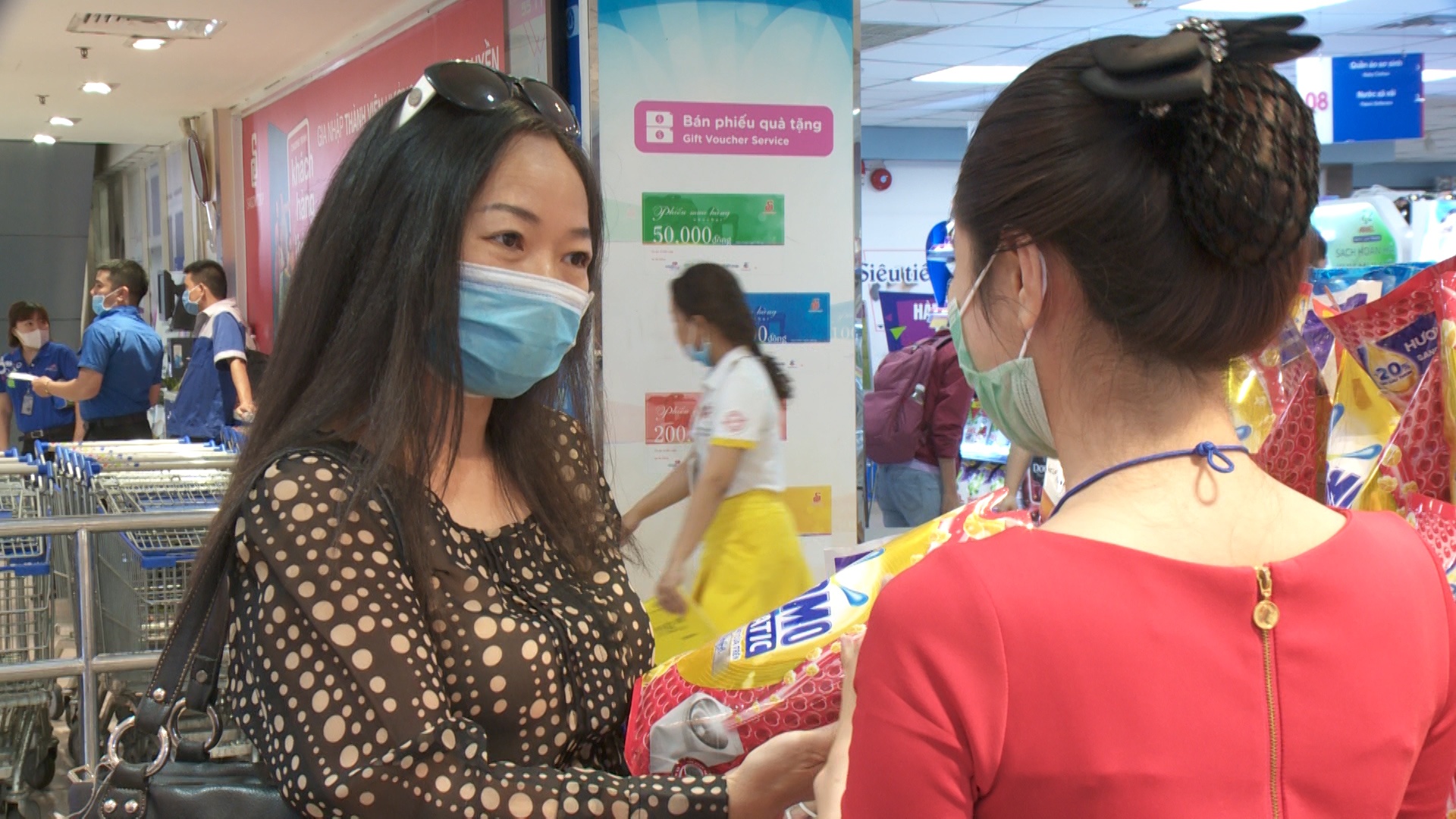 Trao co hoi de phu nu ‘song tron vai minh’ hinh anh