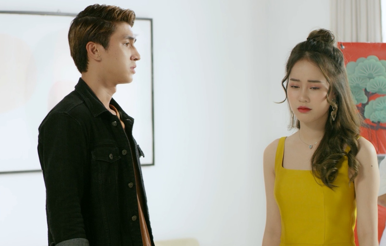 Binh An ke chuyen tinh de thuong trong MV moi hinh anh