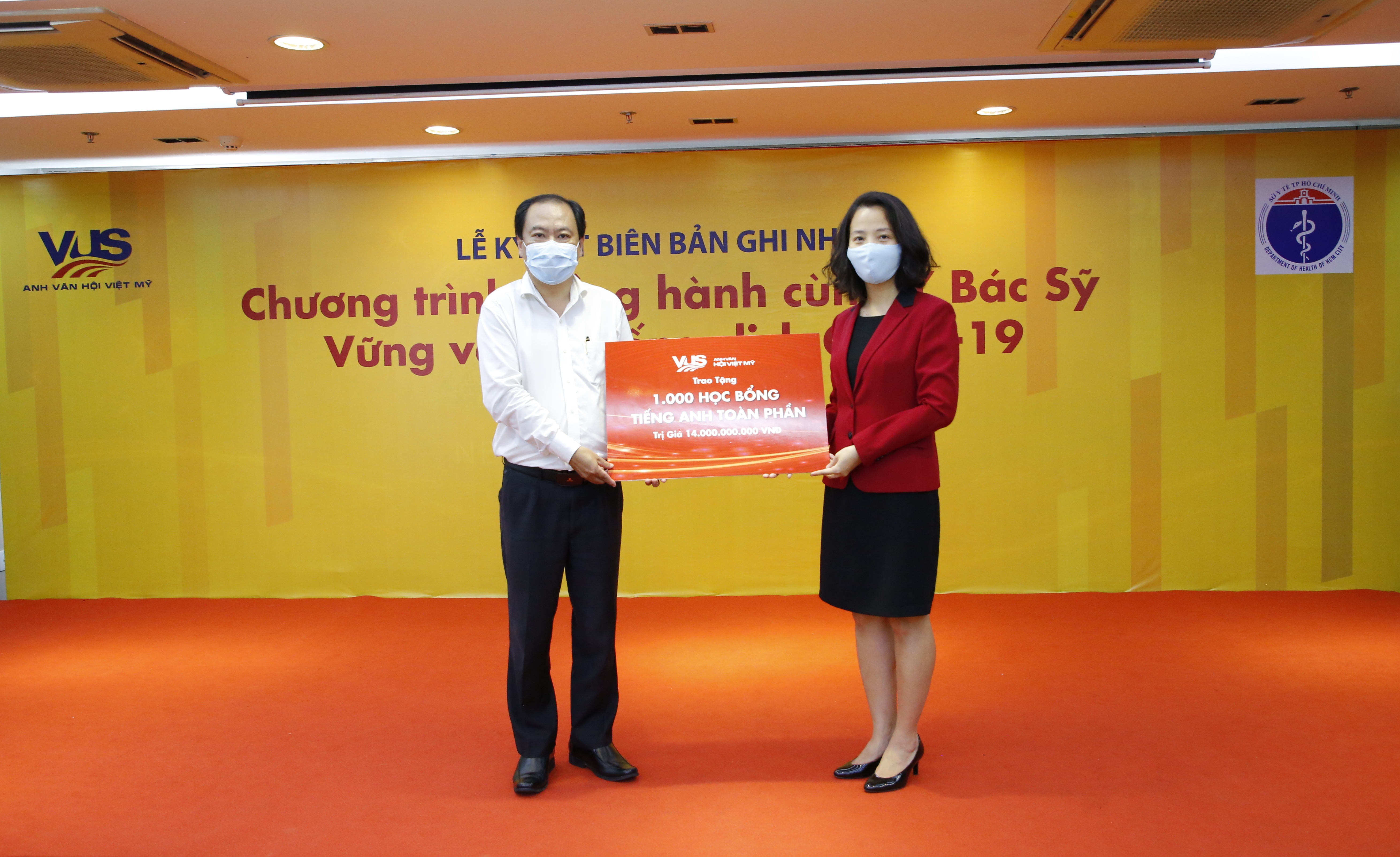 VUS ho tro chong dich anh 2