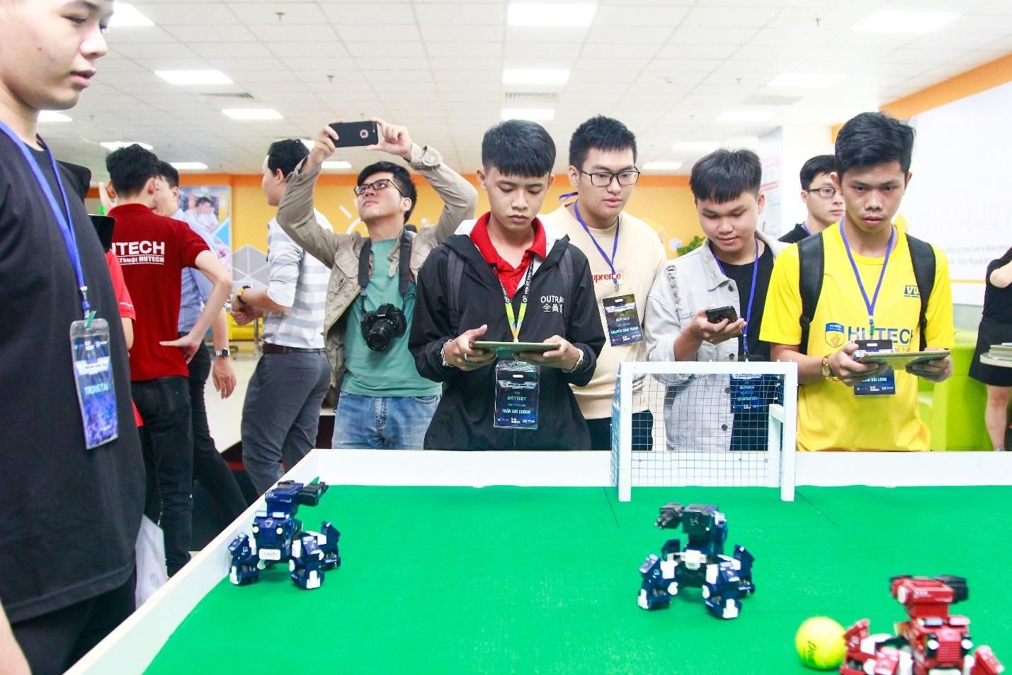 Tuyen sinh 2020 anh 2