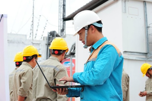 Nha mang tang toc ho tro khach hang trong mua dich Covid-19 hinh anh