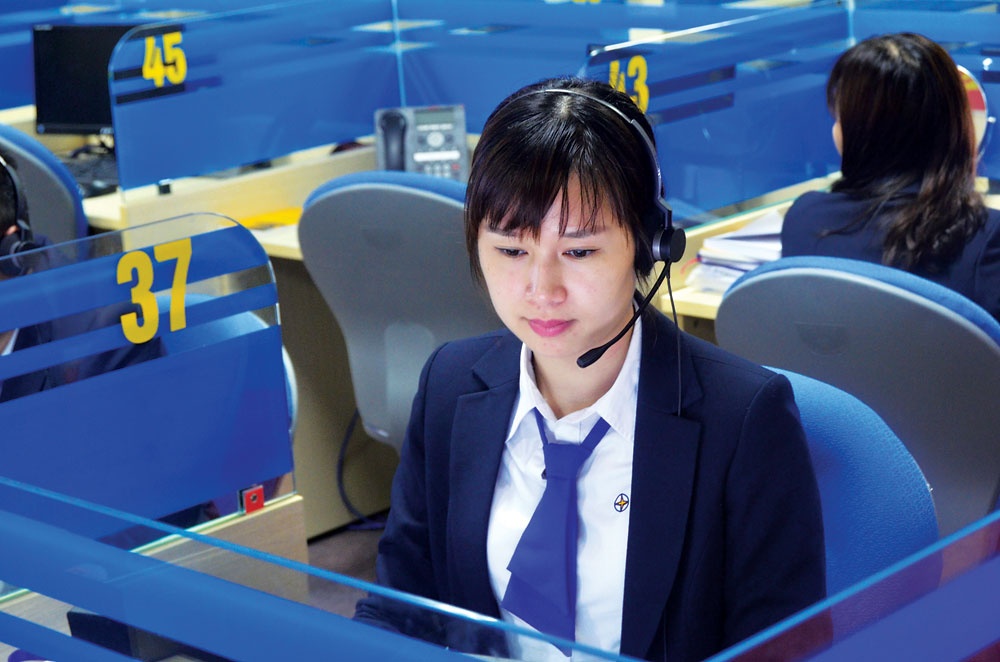 Yeu cau dich vu dien qua kenh online tang truong manh mua dich hinh anh