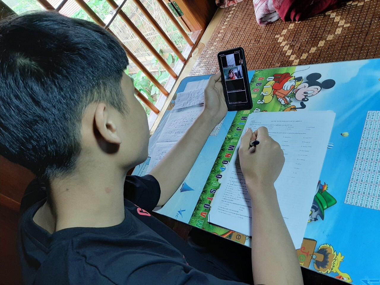 Viettel lắp đặt sóng 4G ảnh 2 Viettel lap dat song 4G anh 2