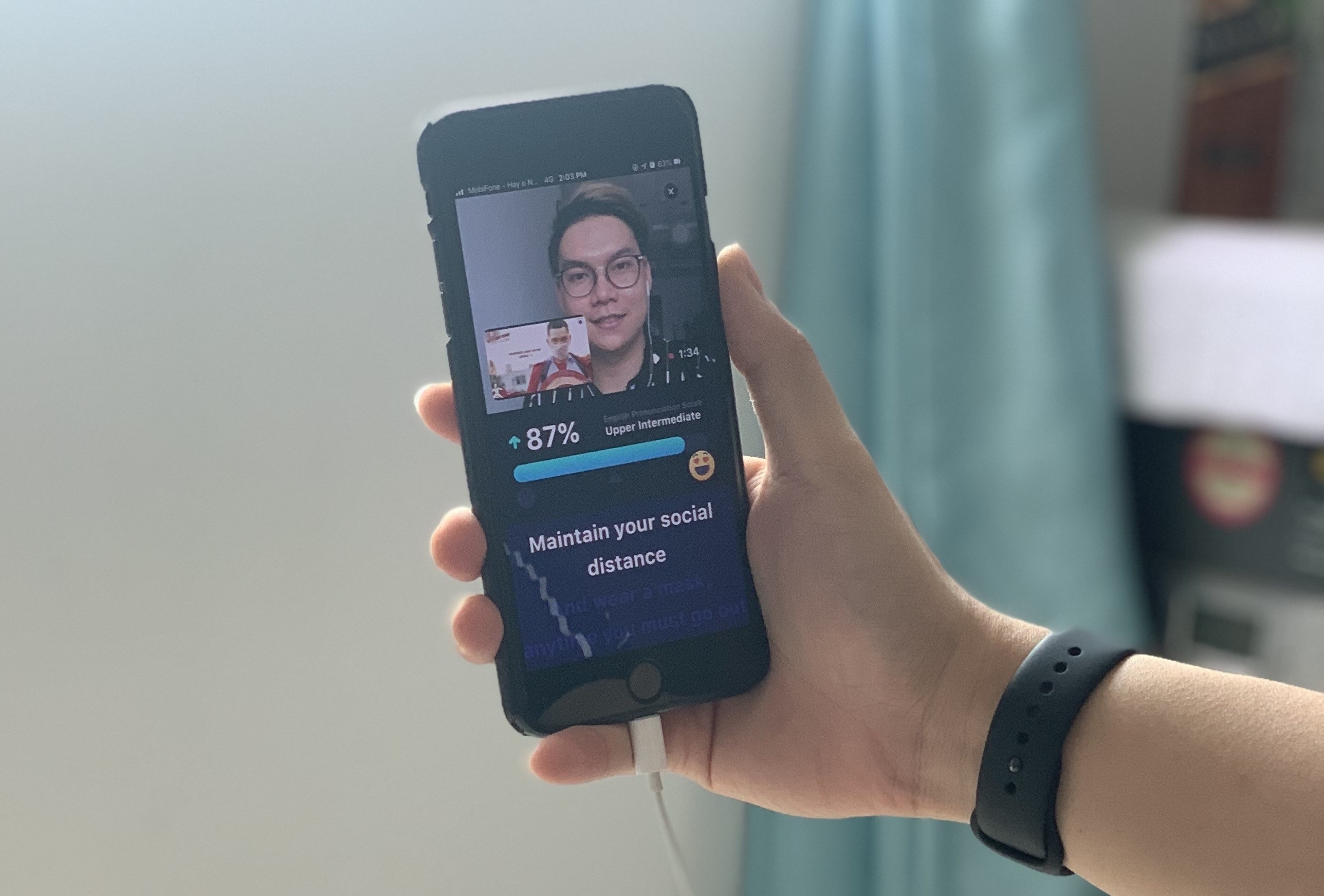 Hoc phat am tieng Anh chuan bang karaoke hinh anh