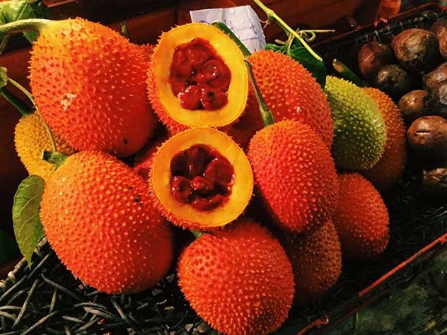 Nen uong nuoc trai cay nao de bao ve suc khoe trong mua dich? hinh anh