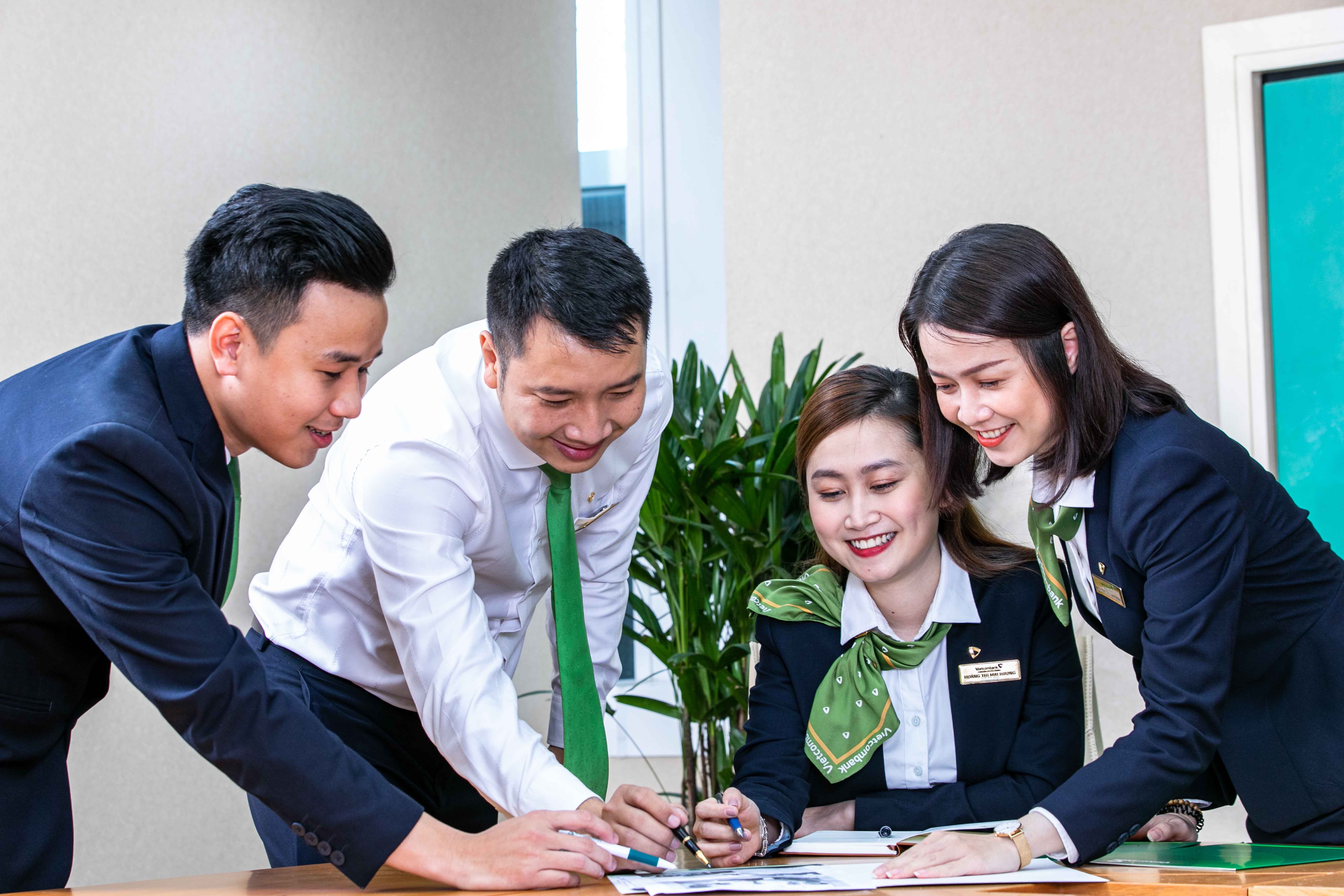 ban sac Vietcombank anh 4