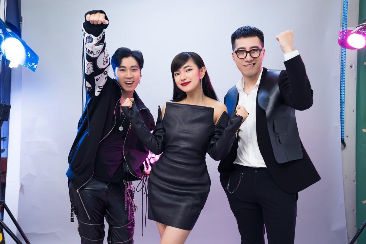 Dan sao Viet va chien dich 30 ngay o nha cung fan mua dich hinh anh