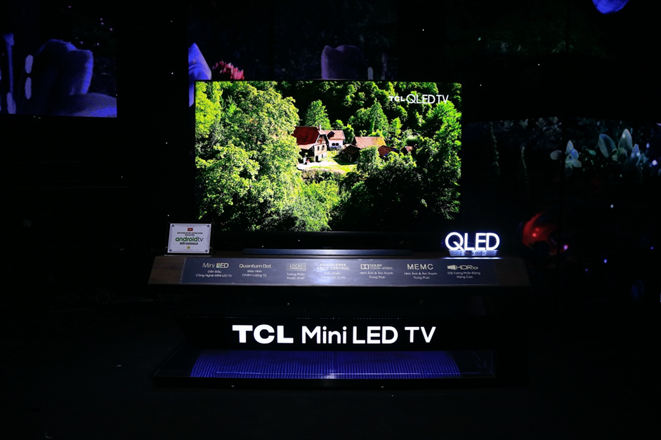 Truc tiep 'bua tiec thi giac' ra mat TV 8K moi cua TCL hinh anh