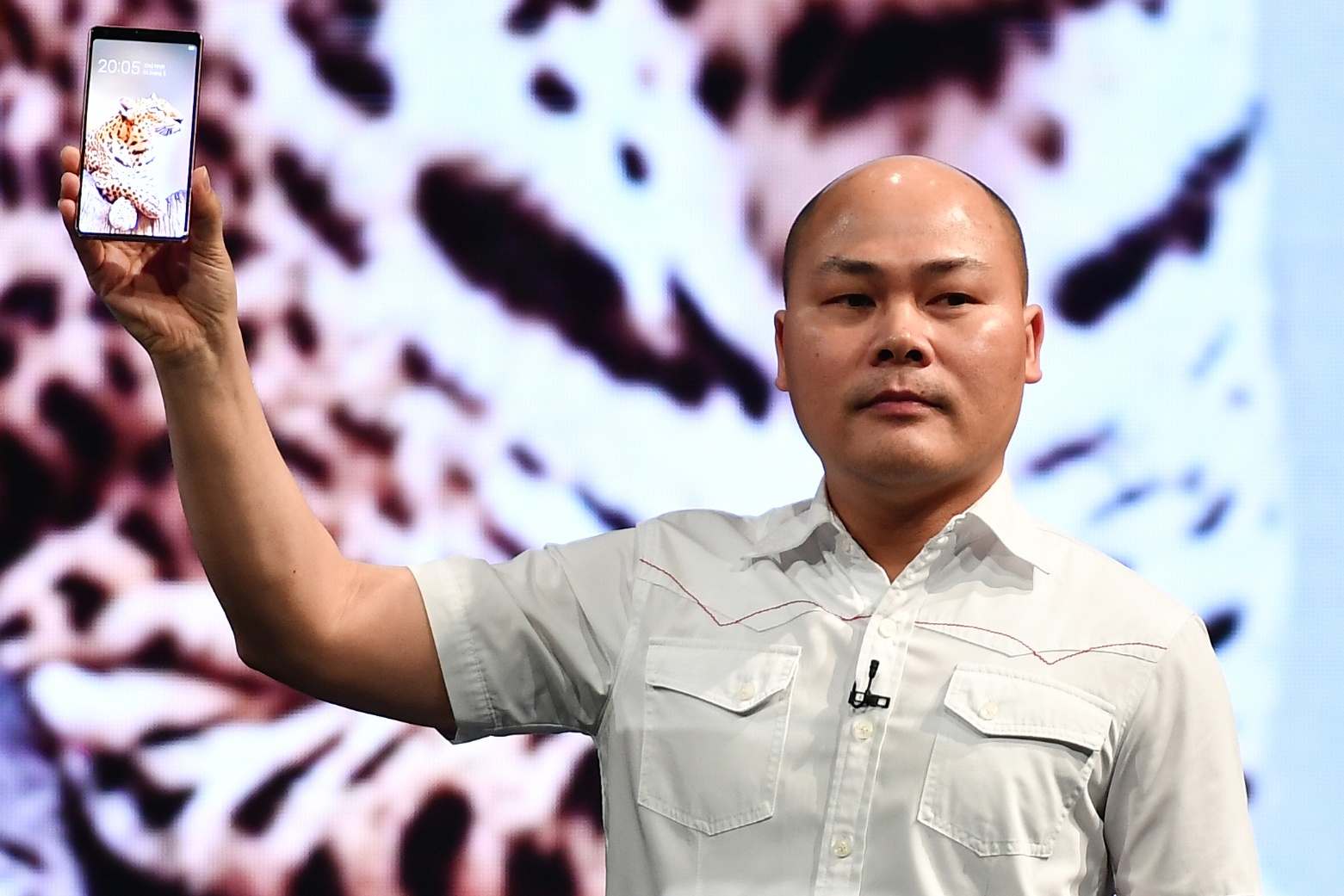 Truc tiep su kien ra mat Bphone 4 hinh anh