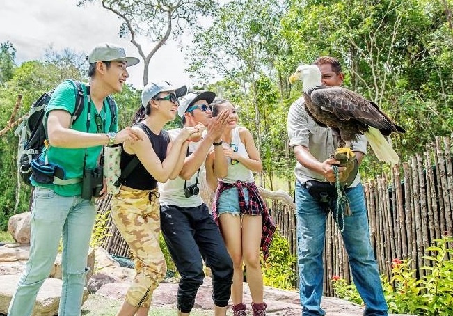 Thoi diem thich hop cho nhung chuyen du lich xuyen Viet hinh anh