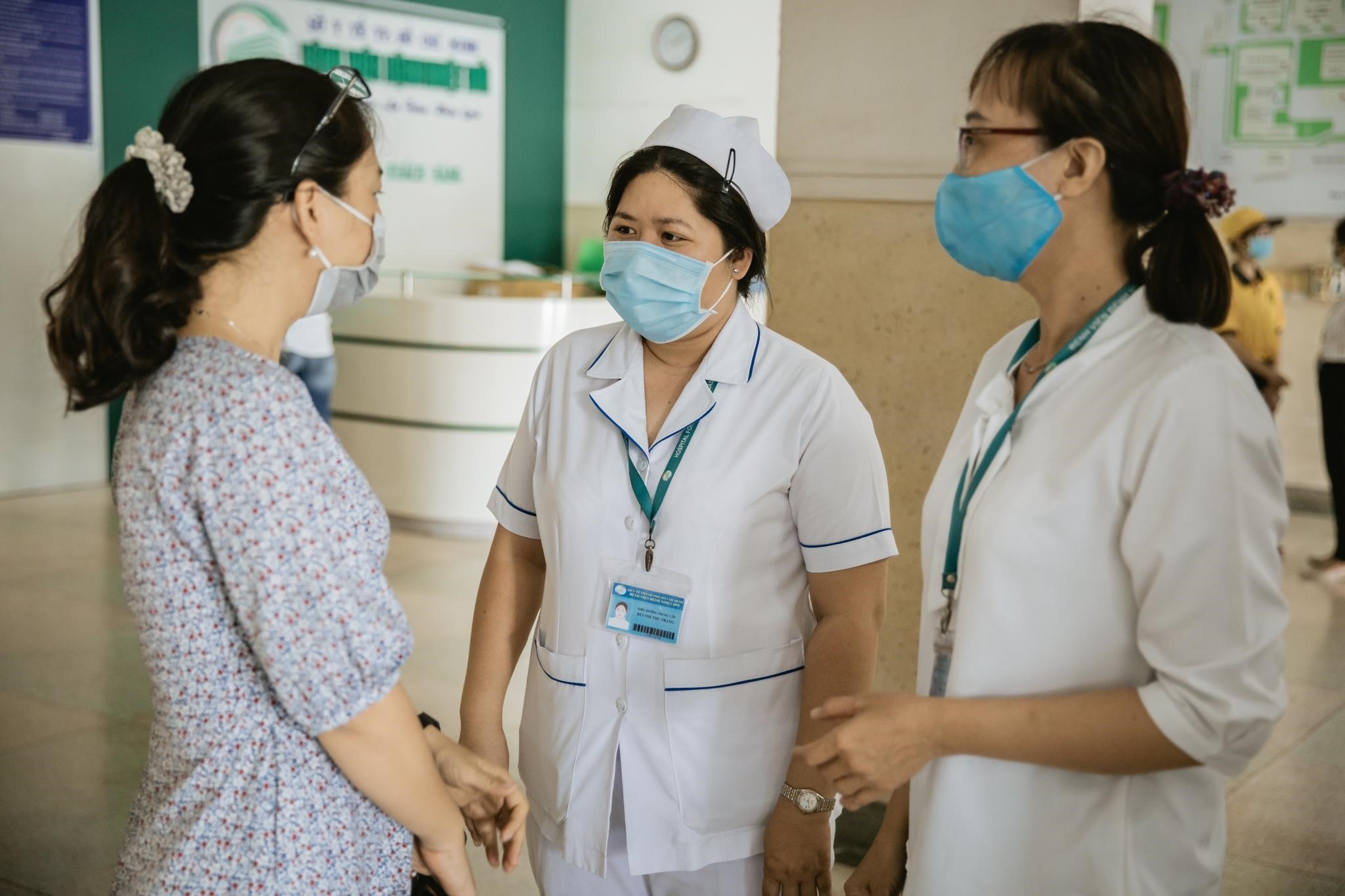 Y bac si tuyen dau anh 1