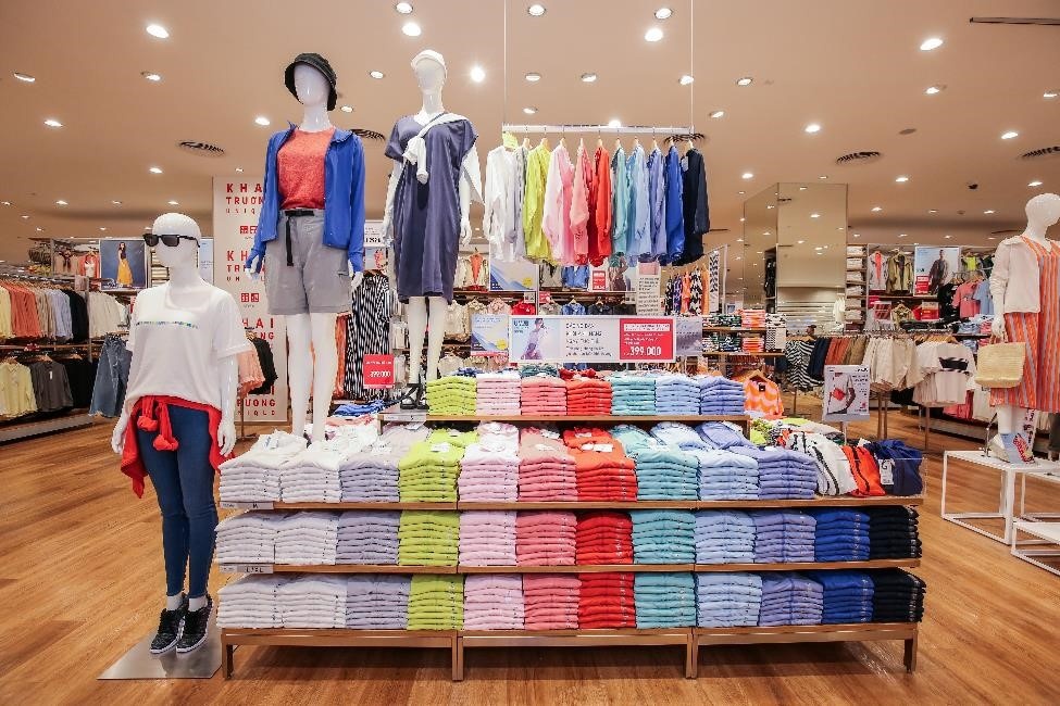 Uniqlo anh 2