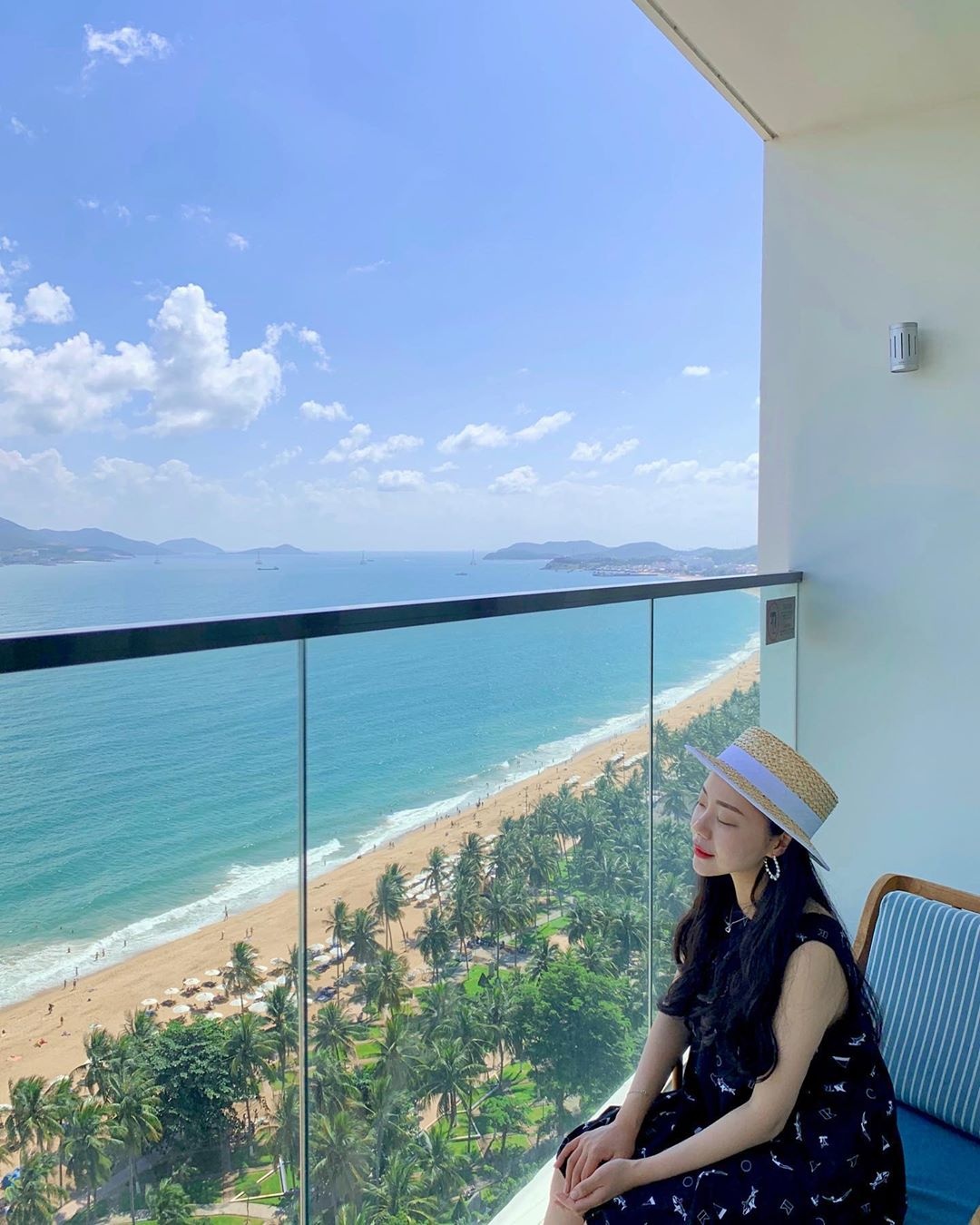 Citadines Bayfront Nha Trang anh 1