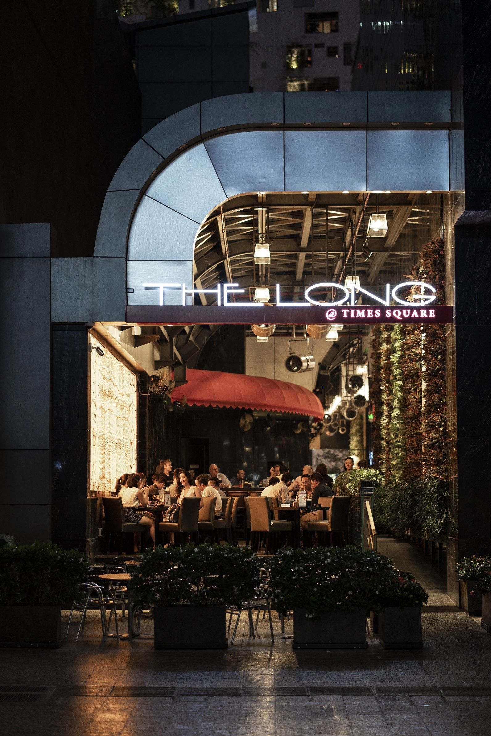 The Long @ Times Square anh 1