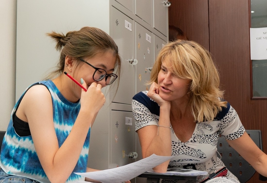 Vi sao tieng Anh hoc thuat la loi the trong tuong lai? hinh anh