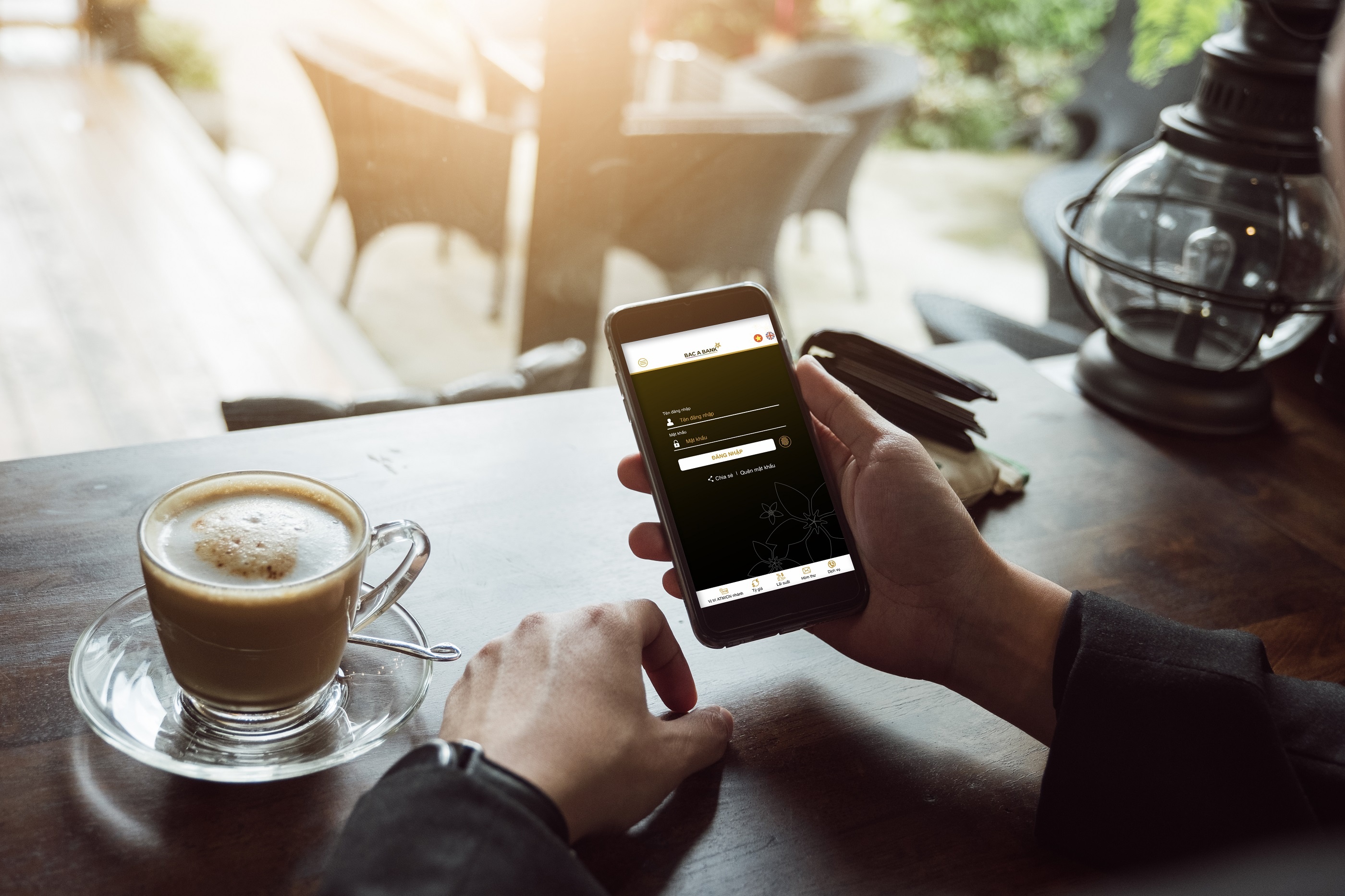 Bac A Bank tich hop phuong thuc xac thuc giao dich nang cao Smart OTP hinh anh