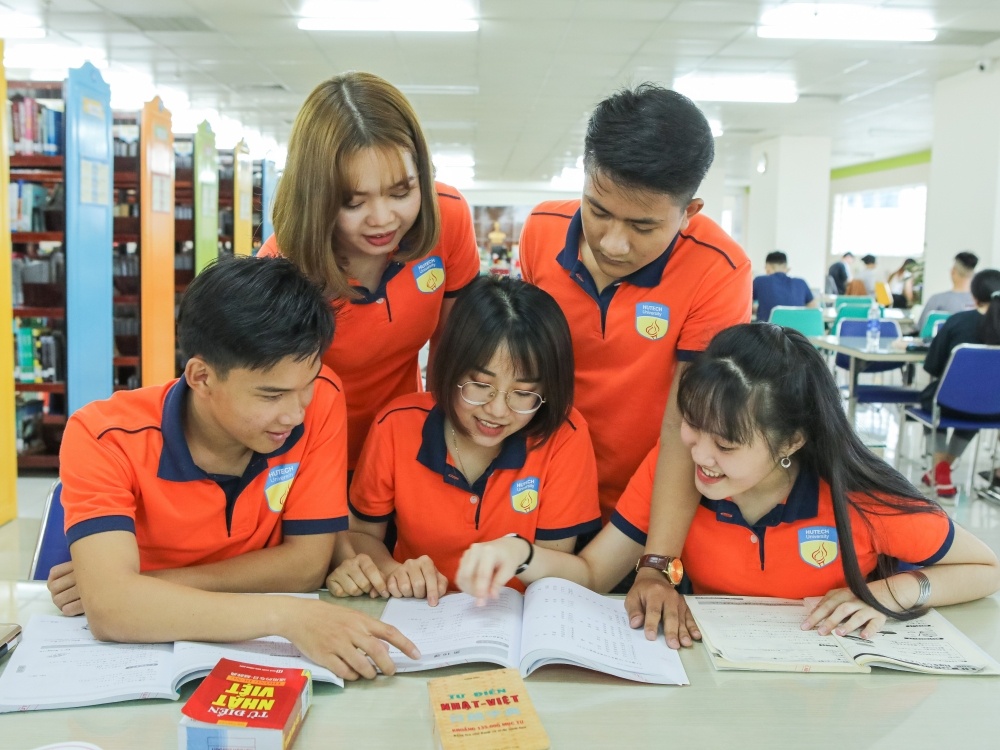 Diem hoc ky I lop 12 tot - loi the truoc nguong cua dai hoc hinh anh