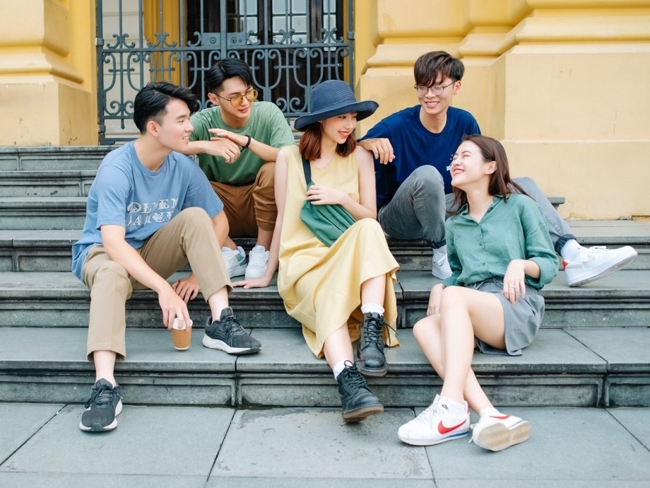 Nhung goc check-in mua he Ha Noi giup gan ket hoi ban than hinh anh