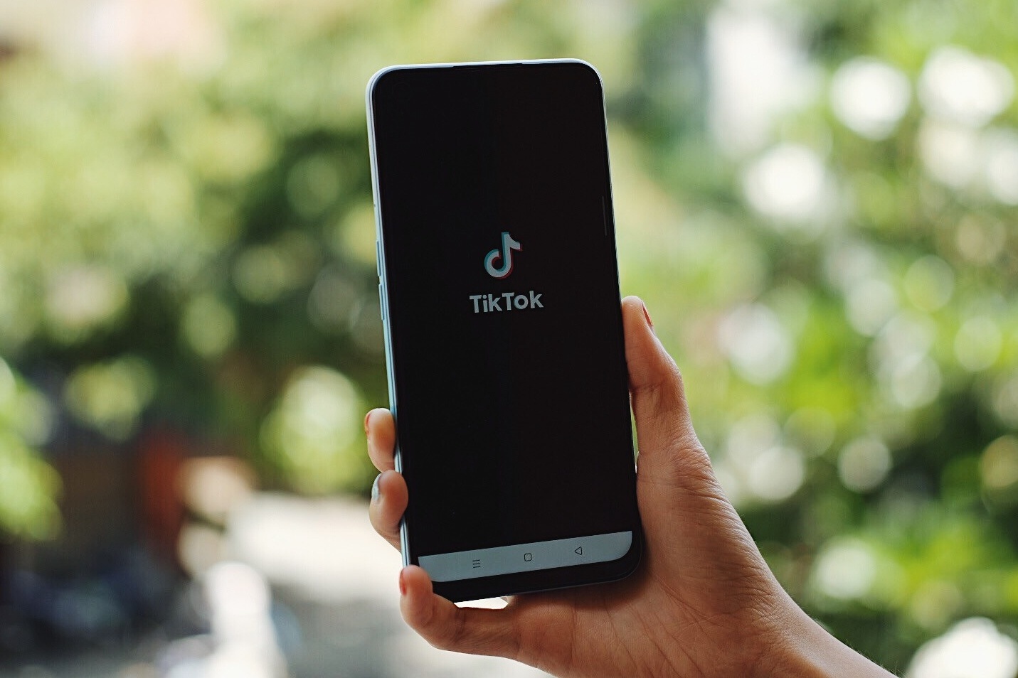 TikTok da thay doi xu huong giai tri cua Gen Z the nao? hinh anh