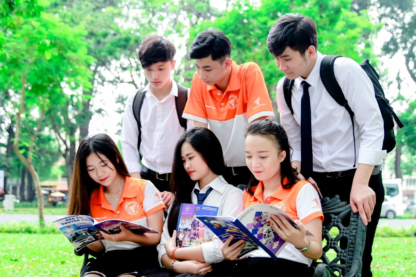 9 loi ich khi theo hoc tai truong Trung cap Viet Giao hinh anh