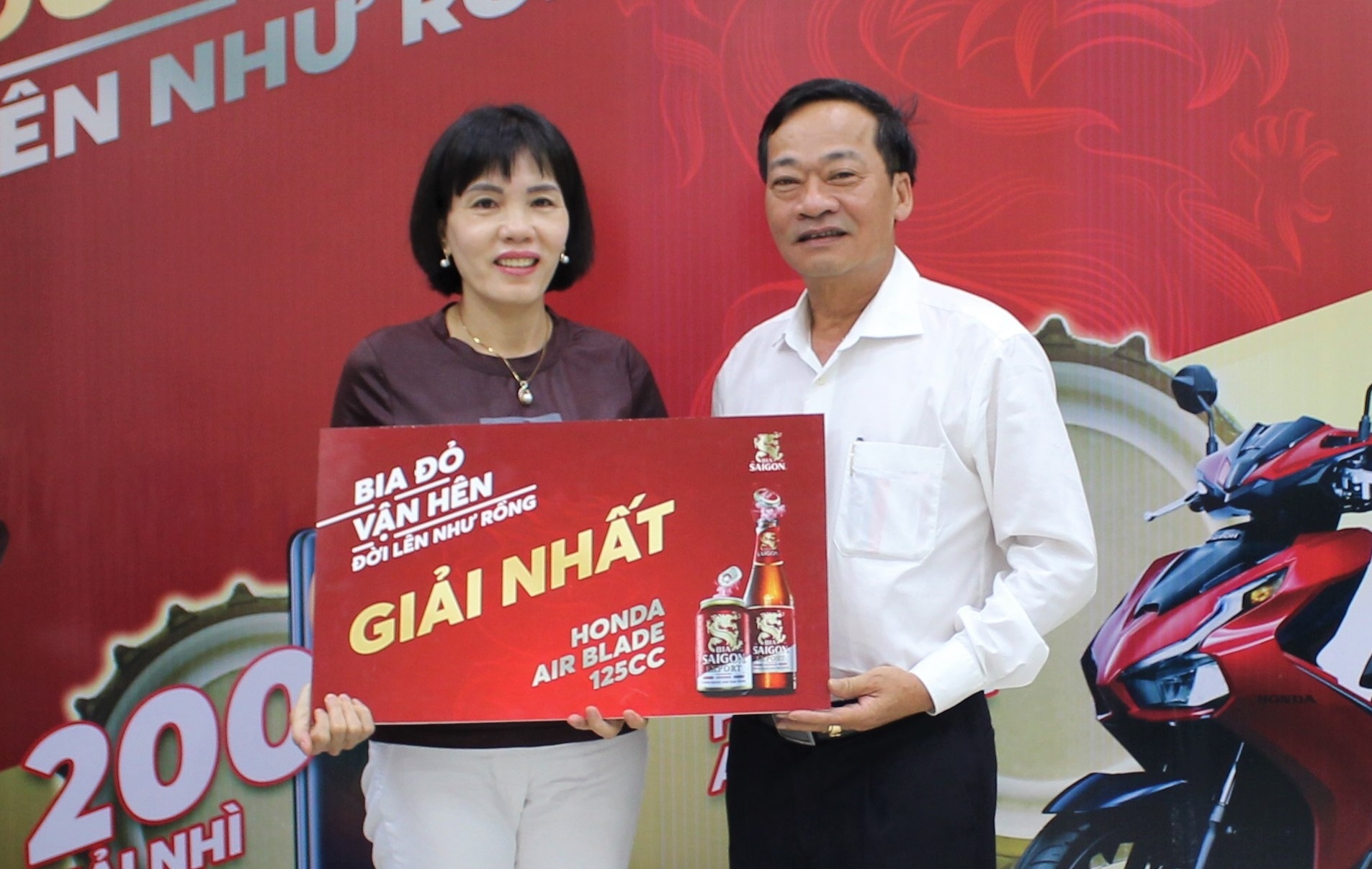 Hon 3 trieu nguoi trung giai trong 'Bia do van hen, doi len nhu rong' hinh anh