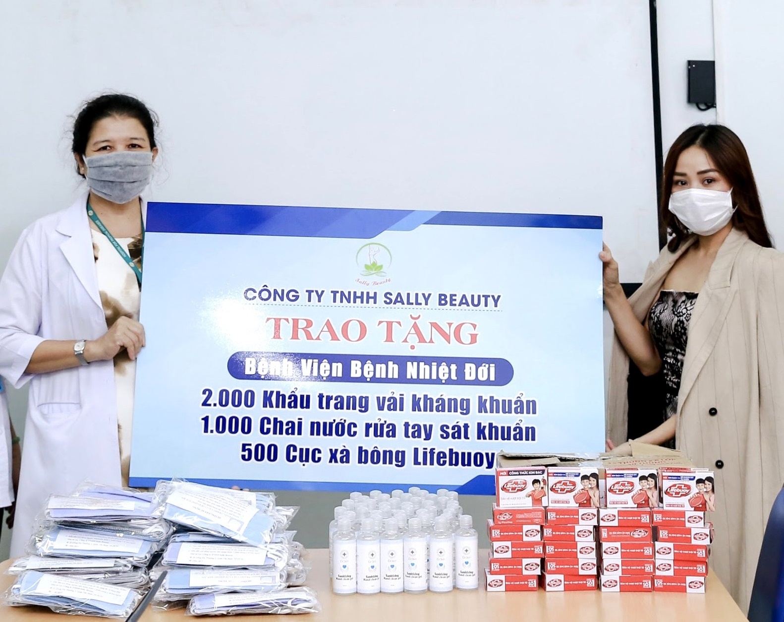 Sally Beauty va chien luoc huong ve cong dong hinh anh