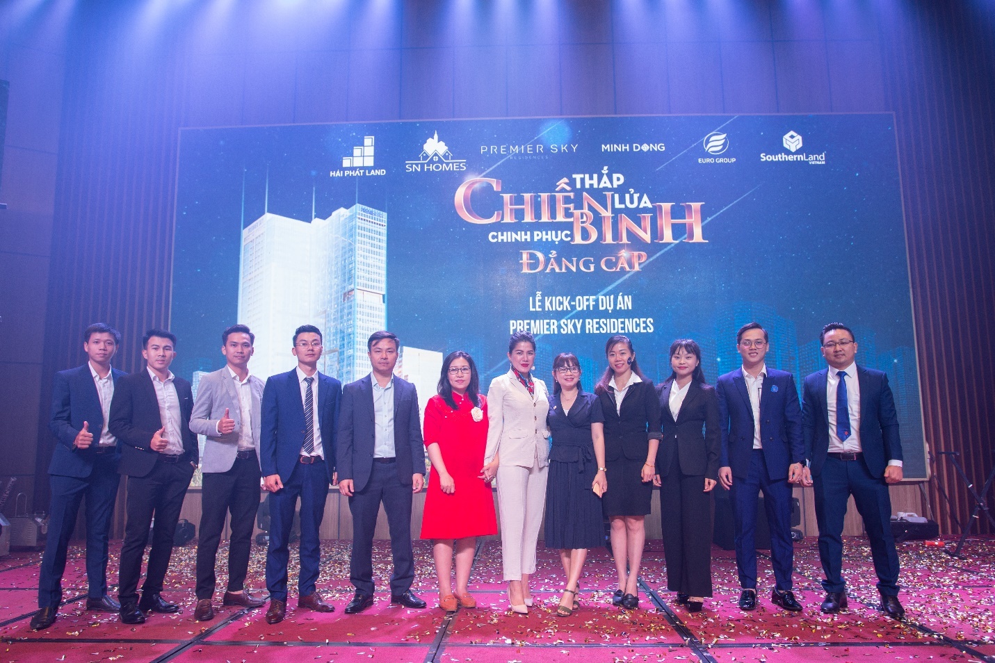 Premier Sky Residences ky ket hop tac chien luoc, tang toc mo ban hinh anh