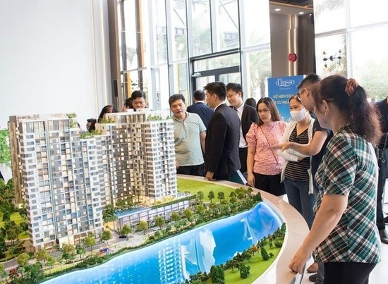 Co nen mua can ho ven song quan 2 thoi diem nay? hinh anh