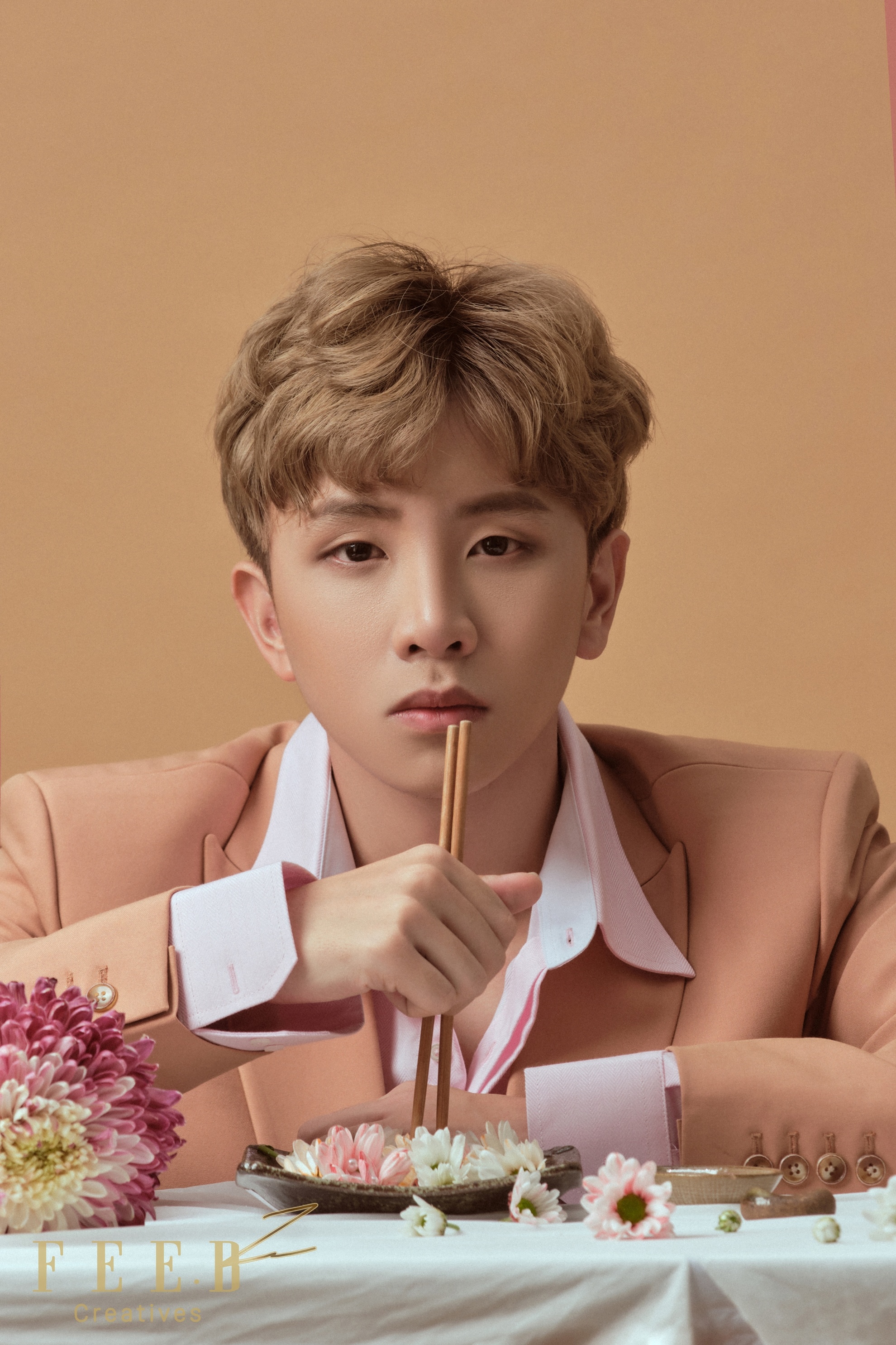 xe nhan trung vang anh 3