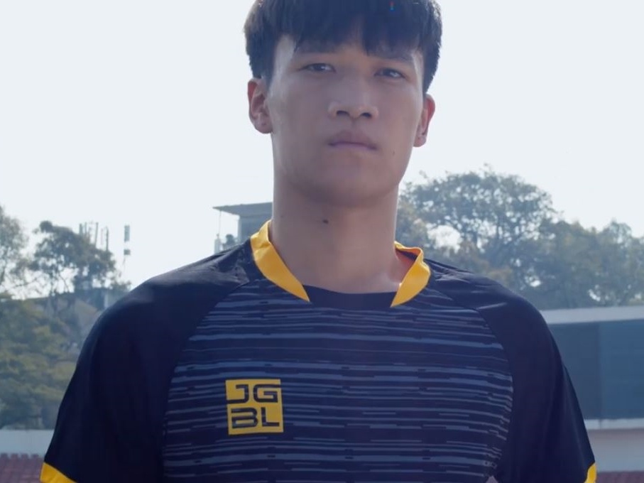 Dong luc giup Tan Sinh, Hoang Duc tu tin chinh phuc san co hinh anh