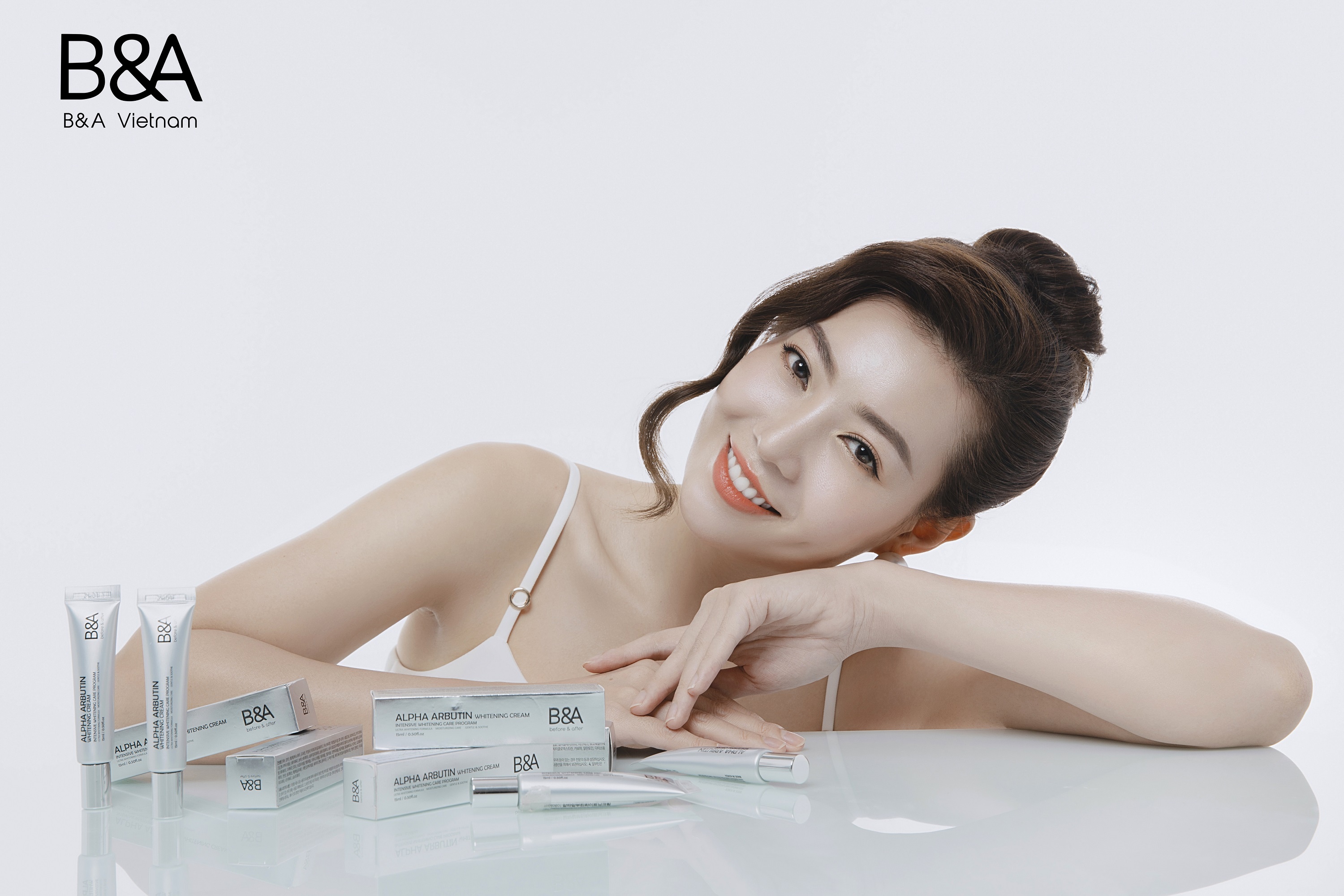 Alpha Arbutin Whitening Cream B&A anh 3