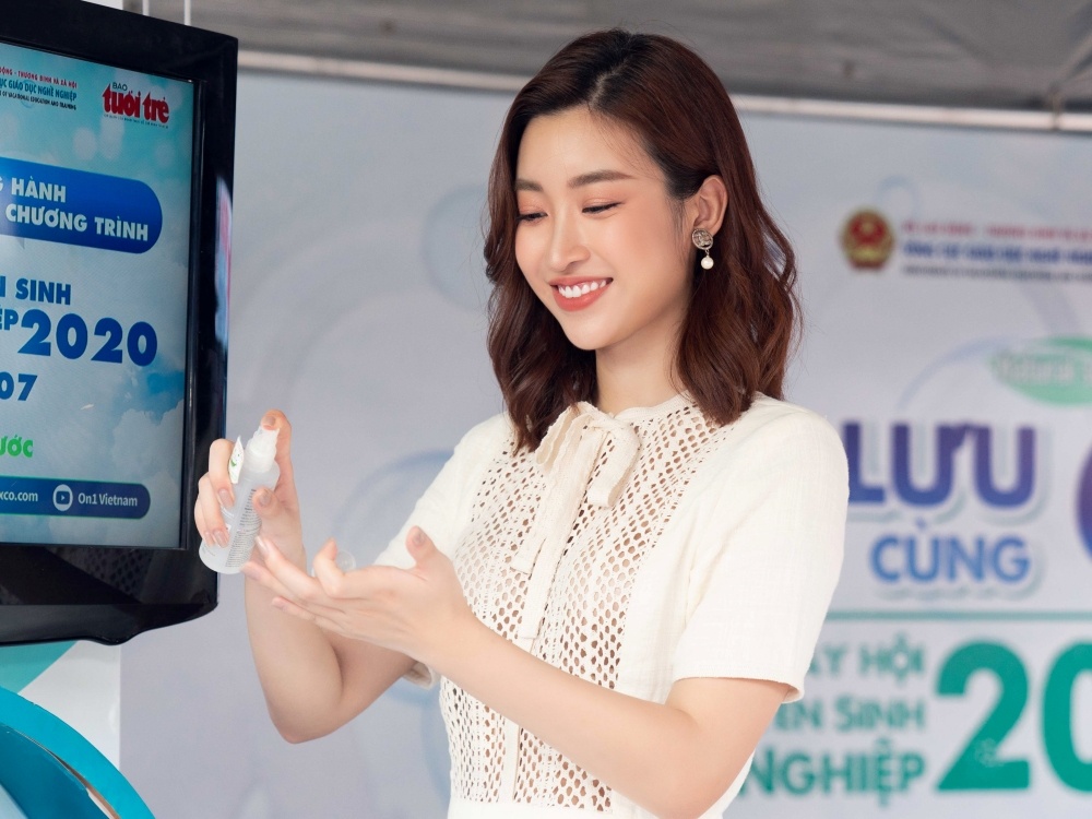 Do My Linh, Luong Thuy Linh chia se kinh nghiem vuot vu mon cho si tu hinh anh