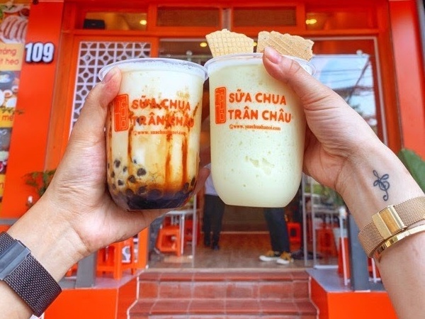 Sua chua tran chau - mon moi giai nhiet mua he hinh anh