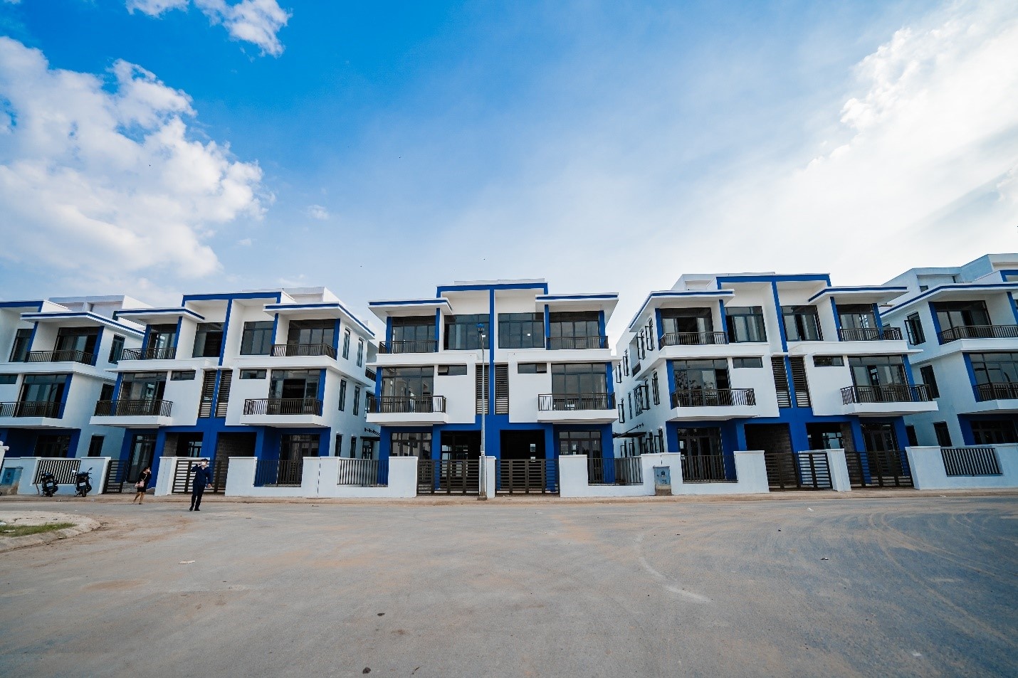 Dong Tang Long - An Loc anh 2