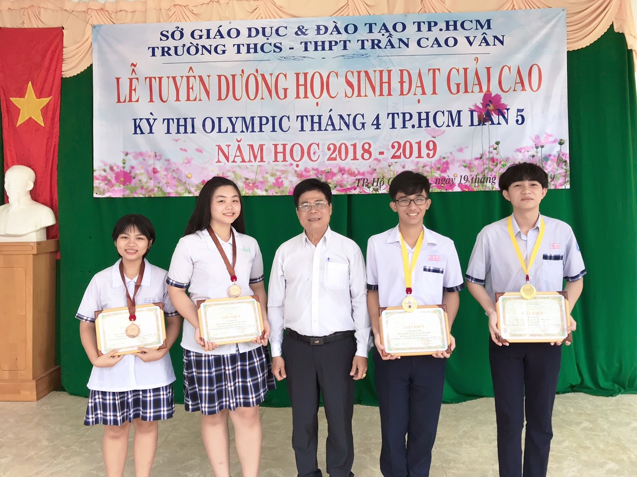 truong Tran Cao Van anh 2