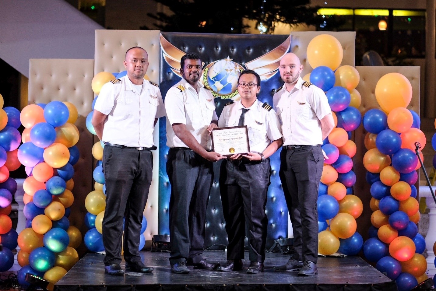 truong dao tao phi cong anh 2