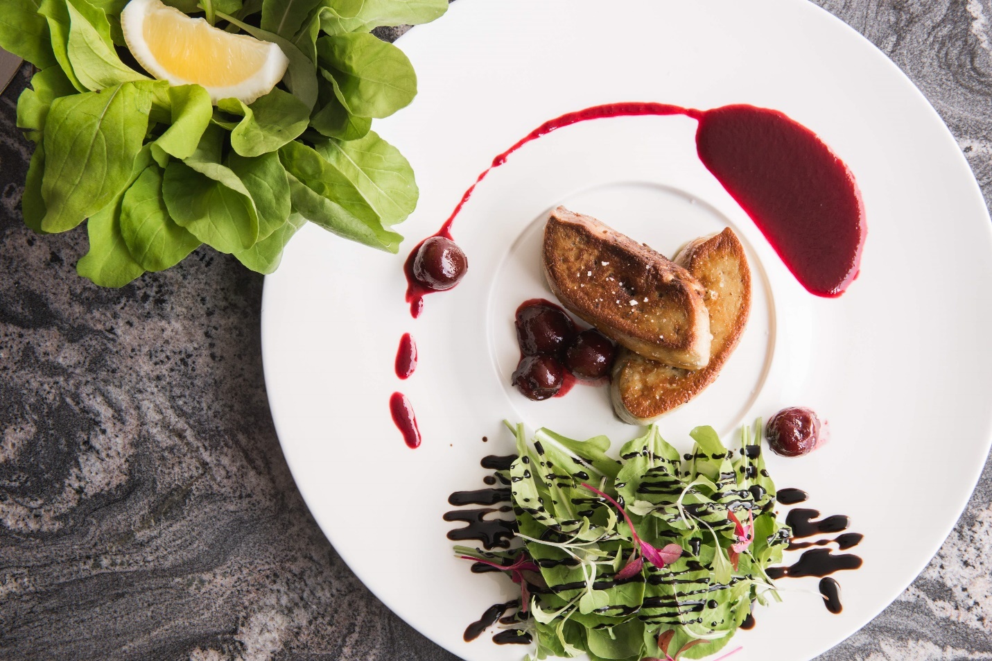 Dieu gi lam nen vi ngon kho cuong cua 3 mon an xa xi nhat the gioi? hinh anh