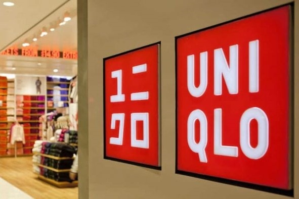 Uniqlo khoi dong chuong trinh 'Sac mau cam on' tri an khach hang hinh anh