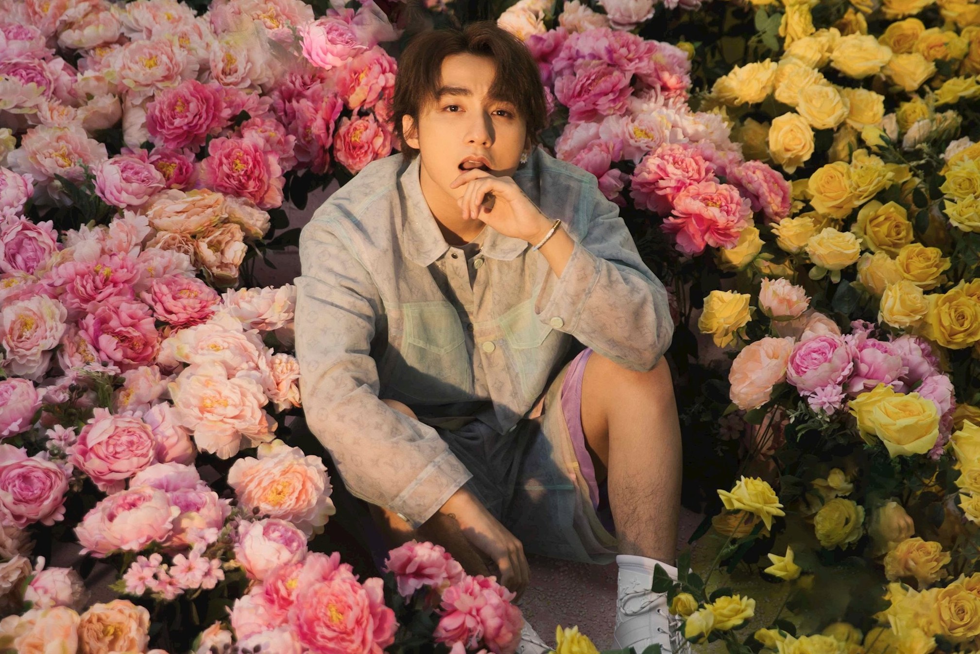 Mau xe mau huong trong MV moi cua Son Tung M-TP co gi hot? hinh anh