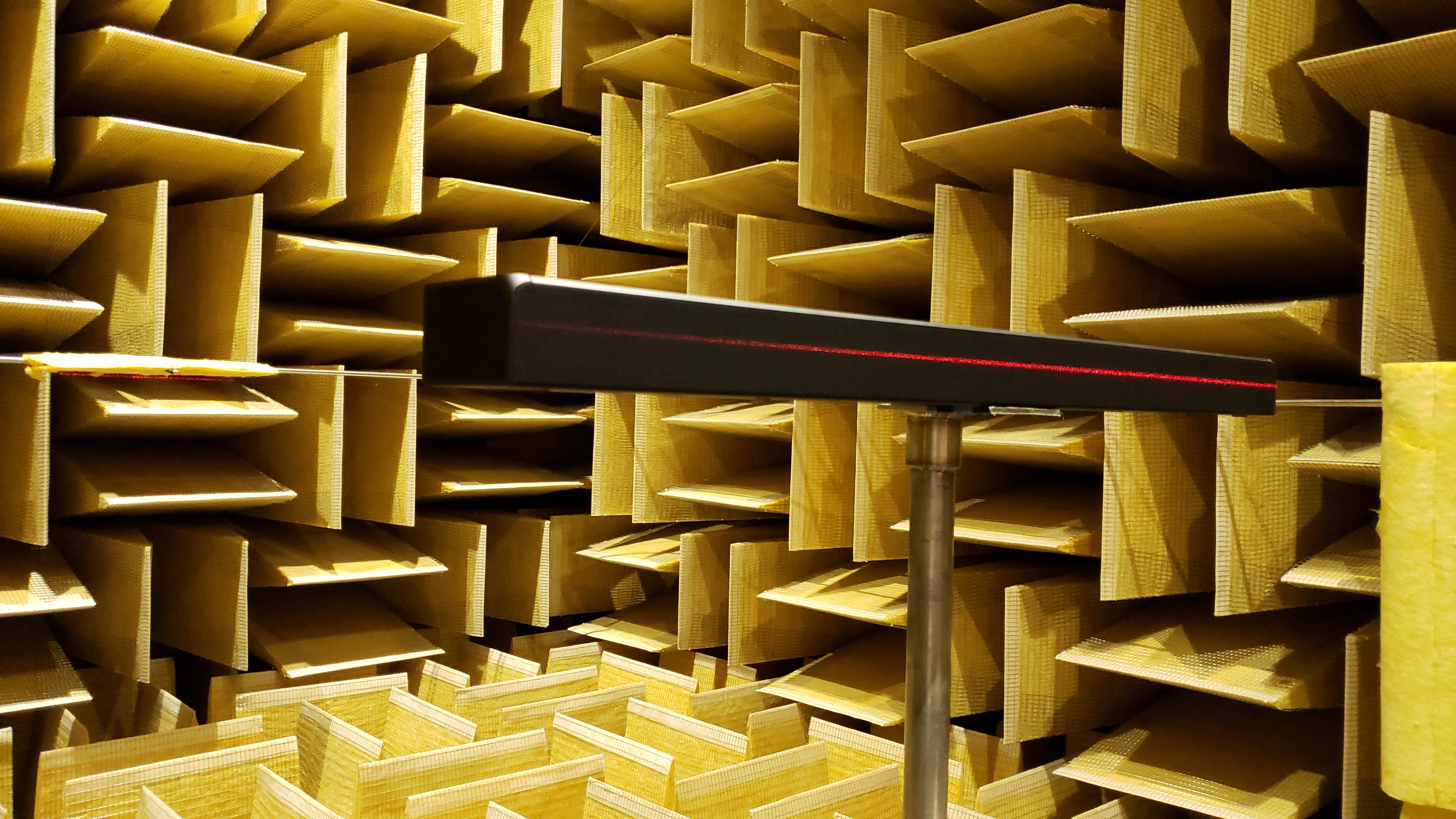 Samsung soundbar anh 1