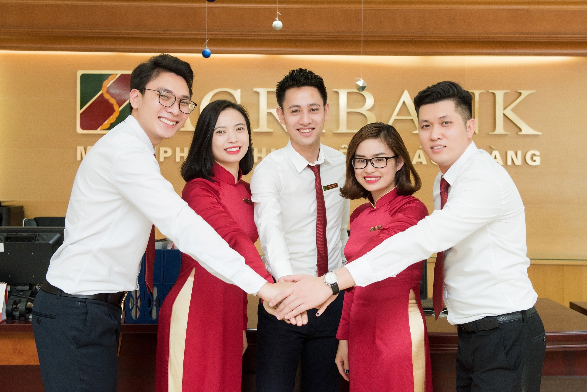 Loi ich thiet thuc tu cac phong trao thi dua cua Agribank hinh anh